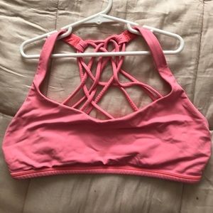 Lululemon Free to be bra